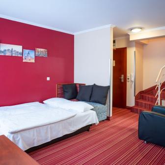 Unsere Zimmer 13