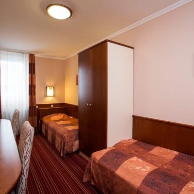 Unsere Zimmer 33